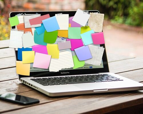 bulletin-board-g2d84f0e51_1280